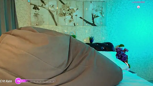 kate picture  online show from 02/23/25, 10:20