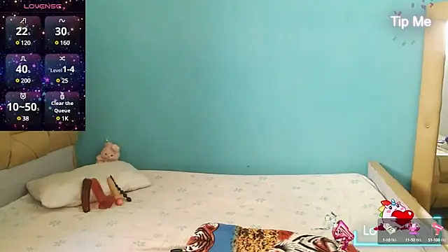 Stefanny Taylor  online show from 03/10/25, 05:18