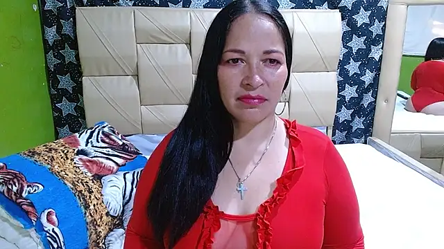 Stefanny Taylor  online show from 02/21/26, 05:03