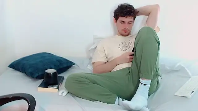 Elio555 online show from 12/06/24, 05:33