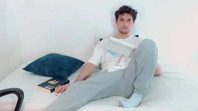 Elio555 online show from 12/14/24, 06:52