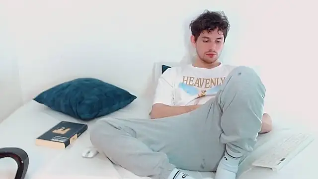 Elio555 online show from 12/14/24, 10:07