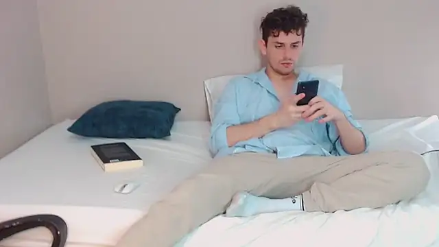 Elio555 online show from 12/24/24, 03:05