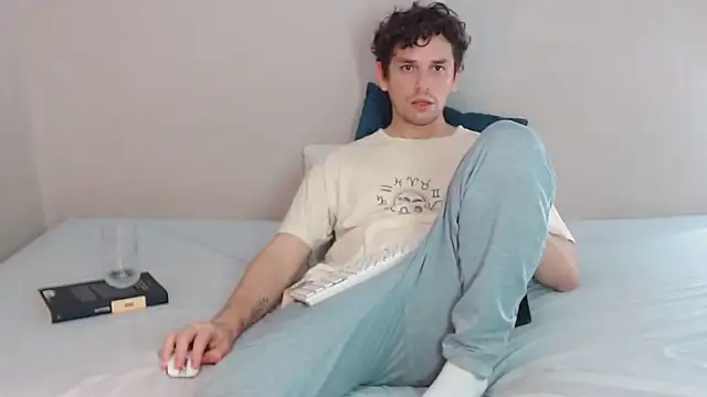 Elio555 online show from 02/07/25, 04:27