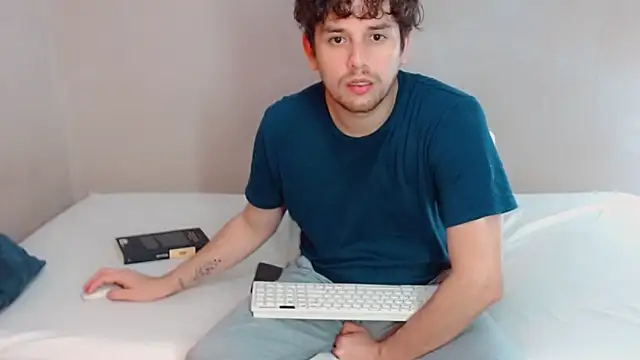 Elio555 online show from 02/16/25, 11:59