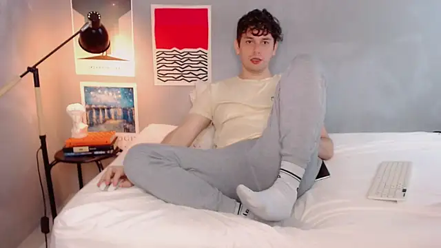 Elio555 online show from 11/01/25, 01:57