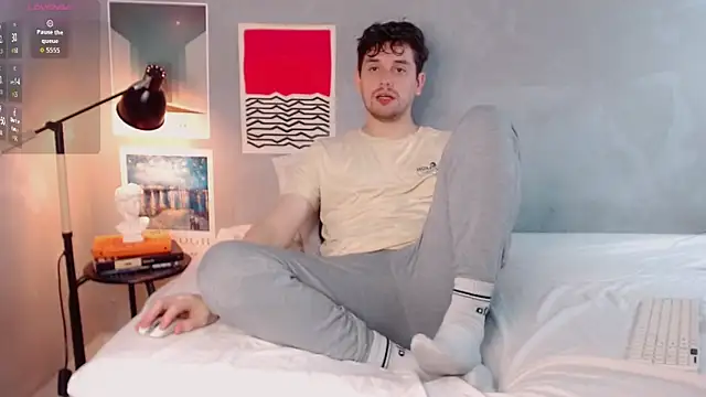 Elio555 online show from 11/30/25, 08:24