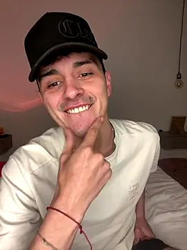 Snapshot of bastia_noooo chatting on 10/18/25, 02:14 bastia noooo online show from 10/18/25, 02:14