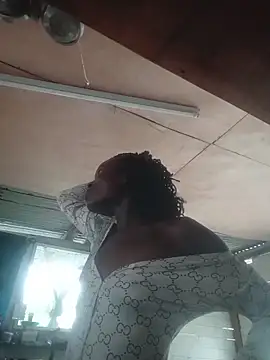 Snapshot of self-sufficientplay chatting on 11/14/25, 05:11 self-sufficientplay online show from 11/14/25, 05:11