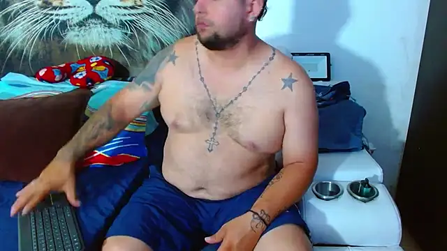 Snapshot of Michaell_Myerss_ chatting on 11/06/25, 01:56 Michaell Myerss online show from 11/06/25, 01:56