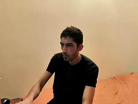 Snapshot of sebash7 chatting on 09/13/25, 06:35 sebash7 online show from 09/13/25, 06:35