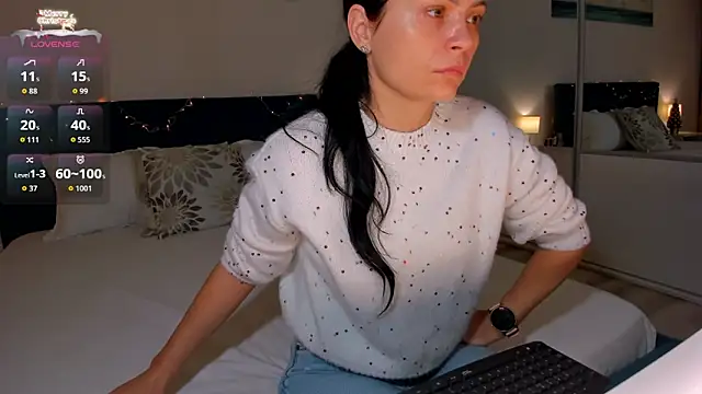 devilish angel online show from 12/23/25, 05:38