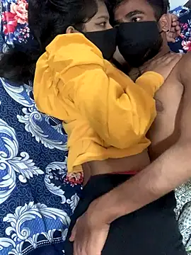 Snapshot of hottiess69 chatting on 12/03/24, 02:47 hottiess69 online show from 12/03/24, 02:47