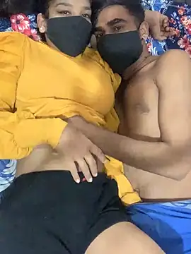 Snapshot of hottiess69 chatting on 01/04/25, 06:51 hottiess69 online show from 01/04/25, 06:51