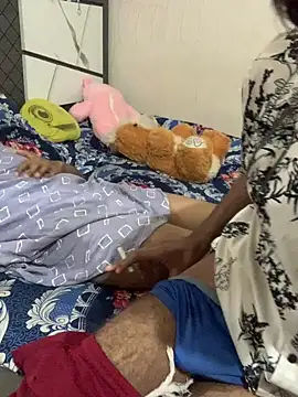 Snapshot of hottiess69 chatting on 01/29/25, 01:17 hottiess69 online show from 01/29/25, 01:17