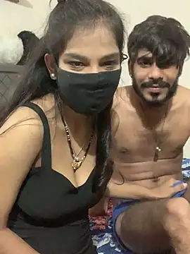 Snapshot of hottiess69 chatting on 01/29/25, 05:35 hottiess69 online show from 01/29/25, 05:35