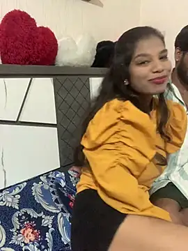 Snapshot of hottiess69 chatting on 01/31/25, 10:52 hottiess69 online show from 01/31/25, 10:52