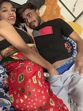 Snapshot of hottiess69 chatting on 02/24/25, 01:10 hottiess69 online show from 02/24/25, 01:10