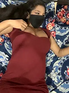 Snapshot of hottiess69 chatting on 09/26/25, 06:12 hottiess69 online show from 09/26/25, 06:12