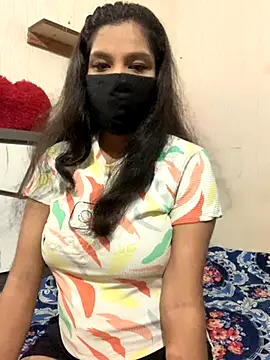 Snapshot of hottiess69 chatting on 10/03/25, 08:28 hottiess69 online show from 10/03/25, 08:28