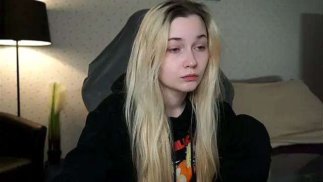 Lisa 003 online show from 03/21/25, 06:07