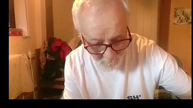 Snapshot of Sammy1660 chatting on 06/23/26, 04:43 Sammy1660 online show from 06/23/26, 04:43
