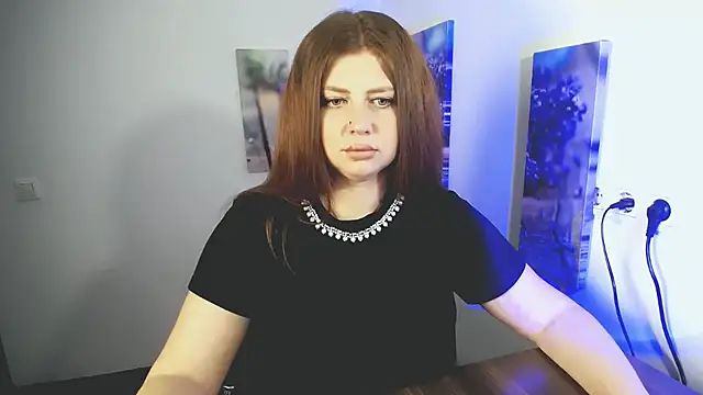 Snapshot of Lizzy_Love chatting on 05/15/26, 09:05 Lizzy Love online show from 05/15/26, 09:05