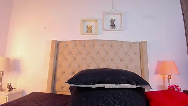 allisson m online show from 11/24/25, 12:05