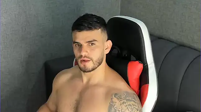 Ricardogo19 online show from 01/19/25, 02:57