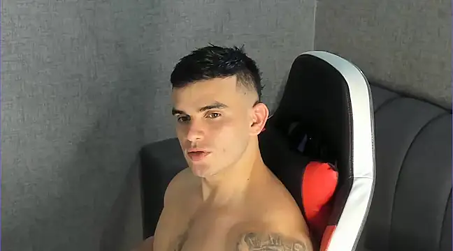 Ricardogo19 online show from 01/29/25, 03:22