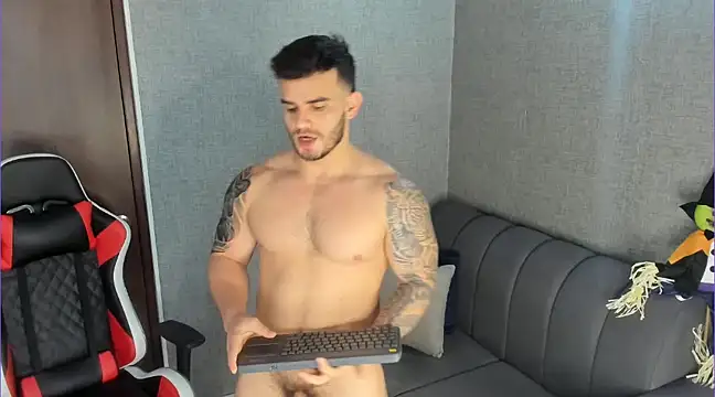 Ricardogo19 online show from 02/24/25, 04:15