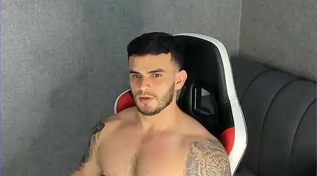 Ricardogo19 online show from 02/25/25, 06:53