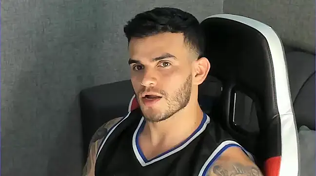 Ricardogo19 online show from 02/26/25, 07:16