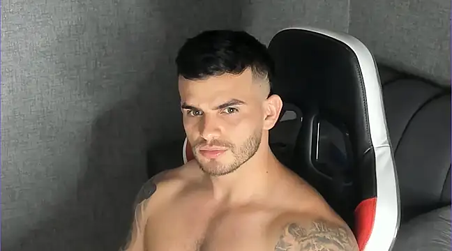 Ricardogo19 online show from 03/19/25, 01:54