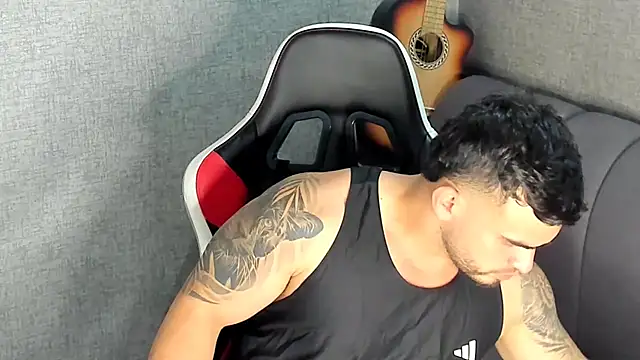 Ricardogo19 online show from 11/13/25, 07:46