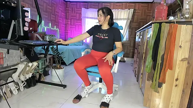 Cristina Vanegas631 online show from 02/07/26, 05:27