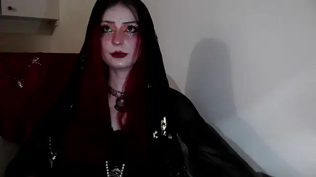 MoonLady online show from 02/01/25, 08:37