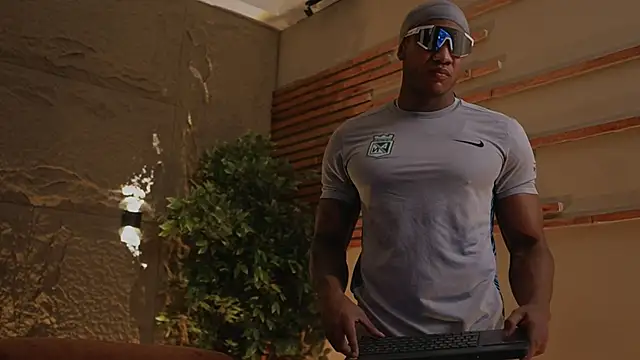 Logan Varela online show from 10/31/25, 12:39