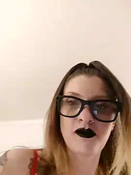 amorebunny online show from 11/14/25, 09:08