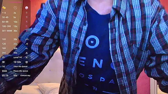 yourcuteneighbourr online show from 02/21/25, 03:01