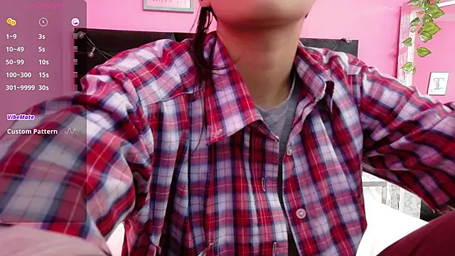 yourcuteneighbourr online show from 09/10/25, 03:06