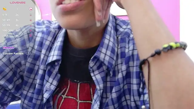 yourcuteneighbourr online show from 09/27/25, 03:44