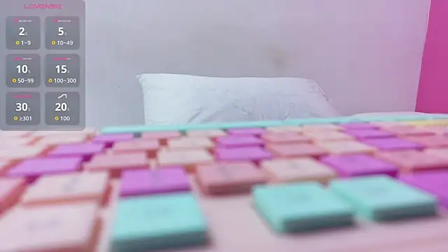 yourcuteneighbourr online show from 02/20/26, 02:41