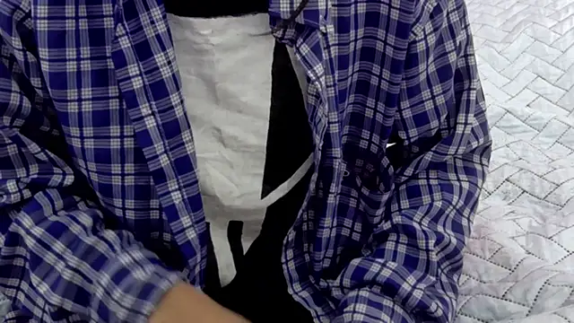 yourcuteneighbourr online show from 02/26/26, 02:54