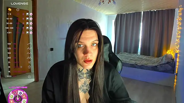 Snapshot of AizaRose chatting on 03/16/26, 07:12 AizaRose online show from 03/16/26, 07:12