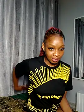 Snapshot of C-yoyo chatting on 03/08/26, 06:23 C-yoyo online show from 03/08/26, 06:23