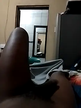 Snapshot of bigvendadick chatting on 02/19/25, 01:51 bigvendadick online show from 02/19/25, 01:51