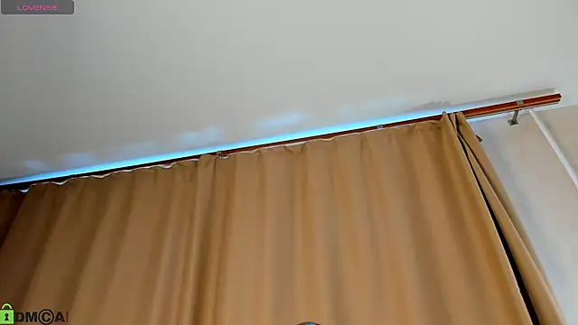 Valerie Woods online show from 07/06/26, 01:02