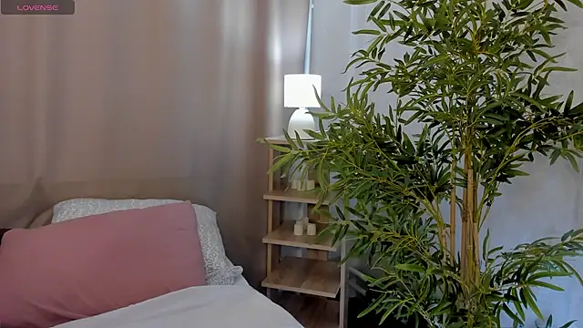 Valerie Woods online show from 07/13/26, 12:46