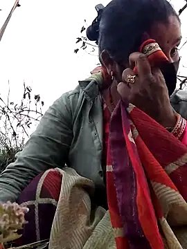 Snapshot of Hey_Ziya chatting on 03/19/26, 12:53 Hey Ziya online show from 03/19/26, 12:53